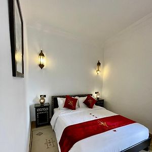 Camera standard con letto king size